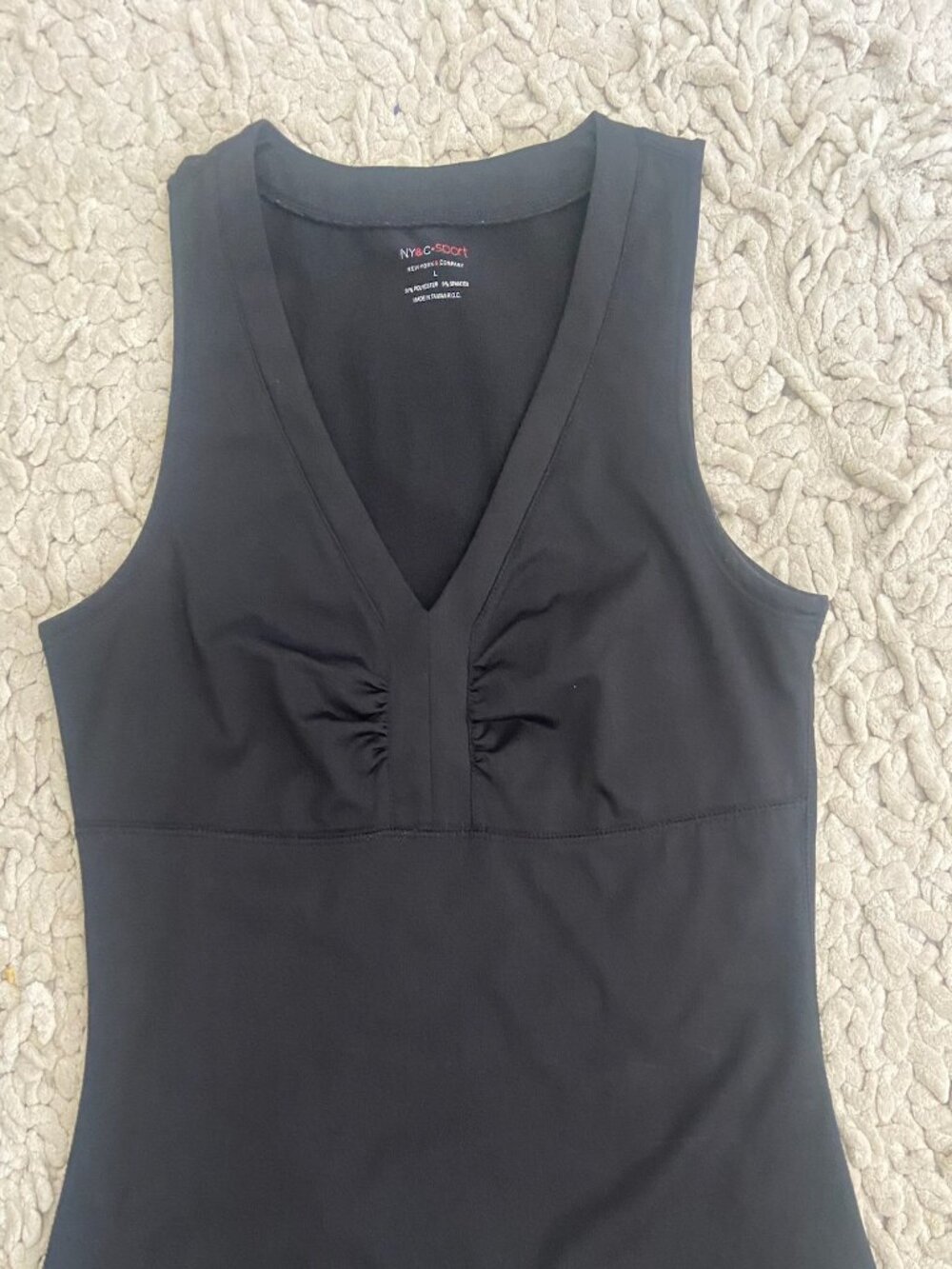NY&C Sport Black Sleeveless V-Neck Tank Top Sz L